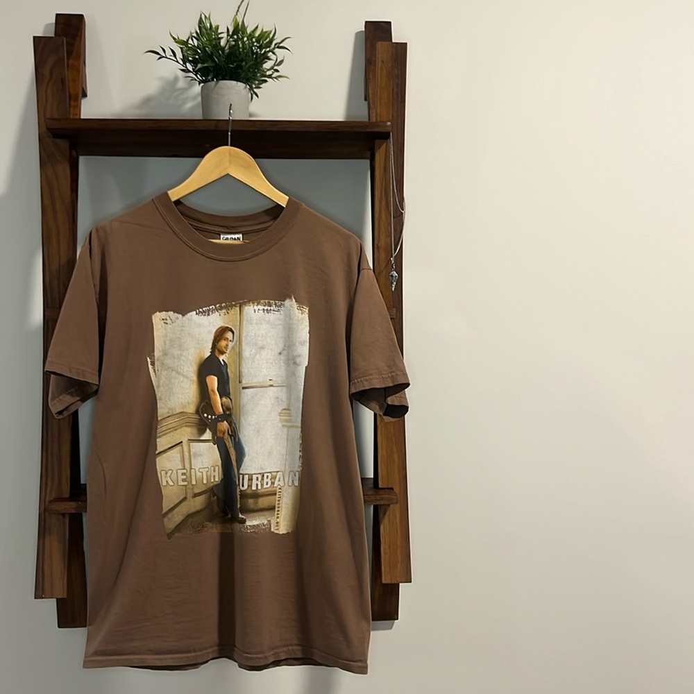 Keither Urban Tour shirt